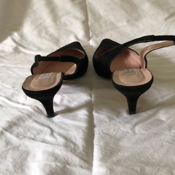 Isaac Mizrahi Black Suede Slingbacks - Picture 3 of 5